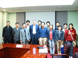 纳晶染料敏化太阳能电池创始人、瑞士联邦 工学院教授 Michael Gratzel